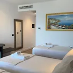 The Queen's Lion Premium Hotel