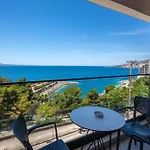 Hotel The Queen's Lion Premium