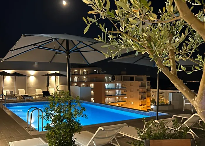 The Queen's Lion Premium Ξενοδοχείο *