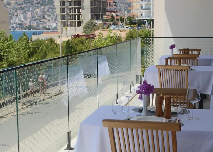 The Queen's Lion Premium Ξενοδοχείο Σαράντα
