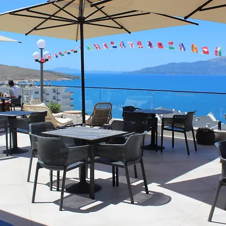 The Queen's Lion Premium Szálloda