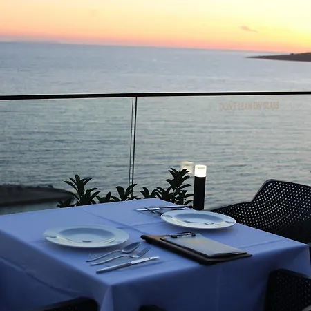 Ξενοδοχείο The Queen's Lion Premium