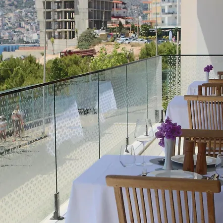 The Queen's Lion Premium Ξενοδοχείο Σαράντα