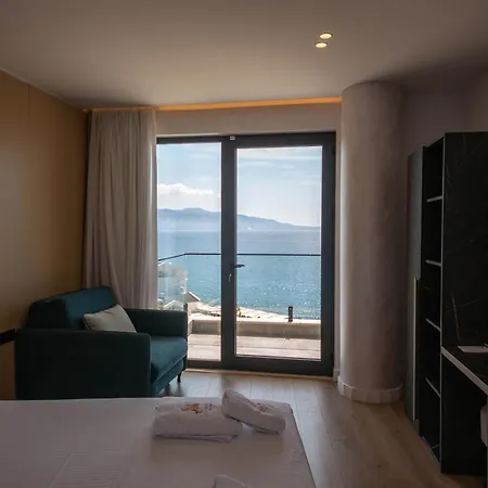 Szálloda The Queen's Lion Premium