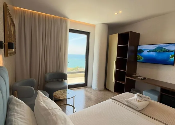 The Queen's Lion Premium Otel *